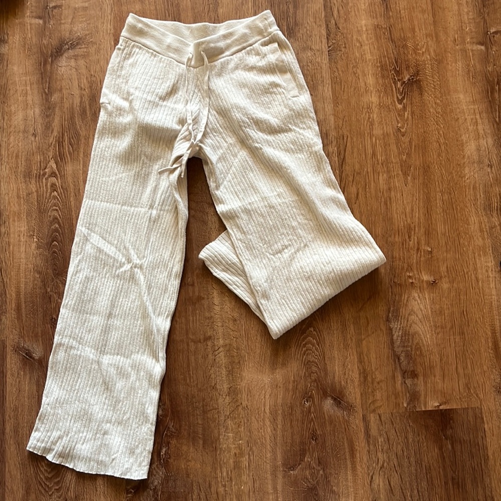 Stars above knit ribbed lounge pants size xs color-cream